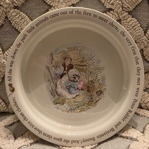 Wedgwood Mrs Tiggywinkle Beatrix Potter Porridge Bowl